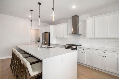 Tiny photo for 1740 #302W South Bend Avenue, South Bend, IN 46637 (MLS # 202609910)