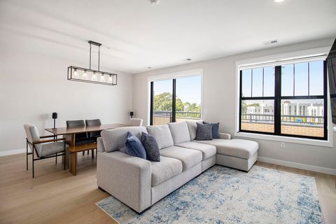 Tiny photo for 1740 #302W South Bend Avenue, South Bend, IN 46637 (MLS # 202609910)