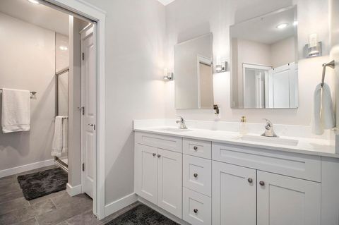 Tiny photo for 1740 #302W South Bend Avenue, South Bend, IN 46637 (MLS # 202609910)