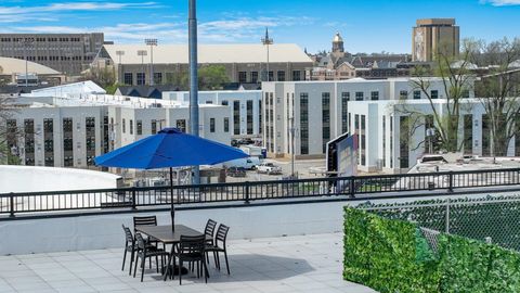 Tiny photo for 1740 #302W South Bend Avenue, South Bend, IN 46637 (MLS # 202609910)