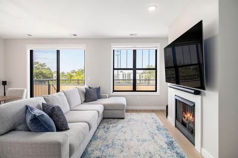 Tiny photo for 1740 #302W South Bend Avenue, South Bend, IN 46637 (MLS # 202609910)