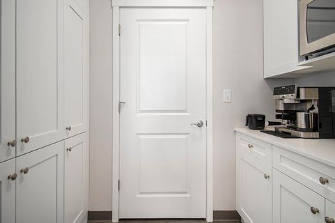 Tiny photo for 1740 #302W South Bend Avenue, South Bend, IN 46637 (MLS # 202609910)