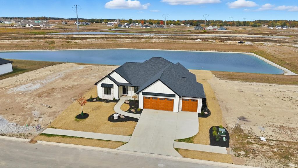 Photo of 11256 Kola Crossover, Fort Wayne, IN 46814 (MLS # 202542681)