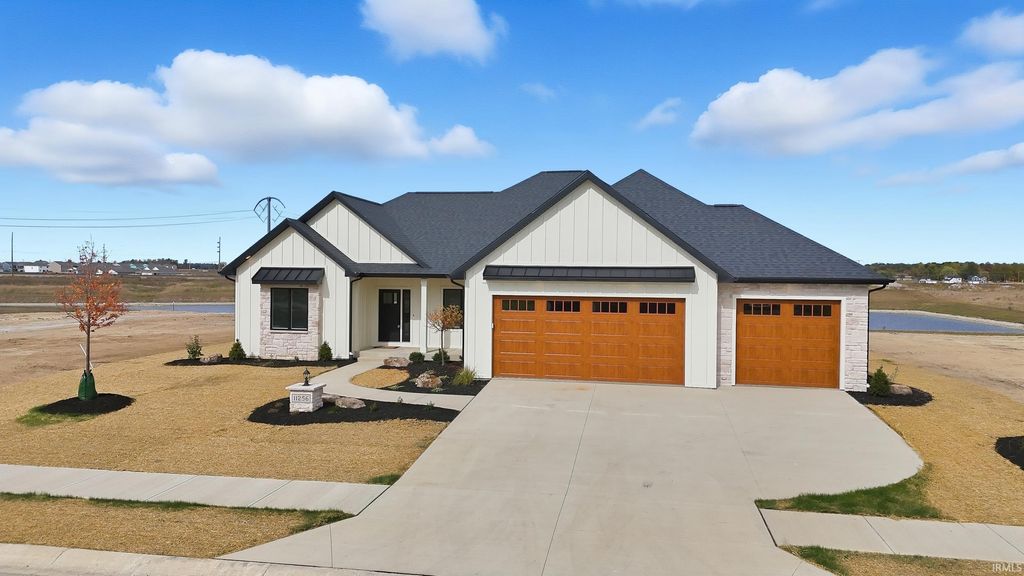 Photo of 11256 Kola Crossover, Fort Wayne, IN 46814 (MLS # 202542681)