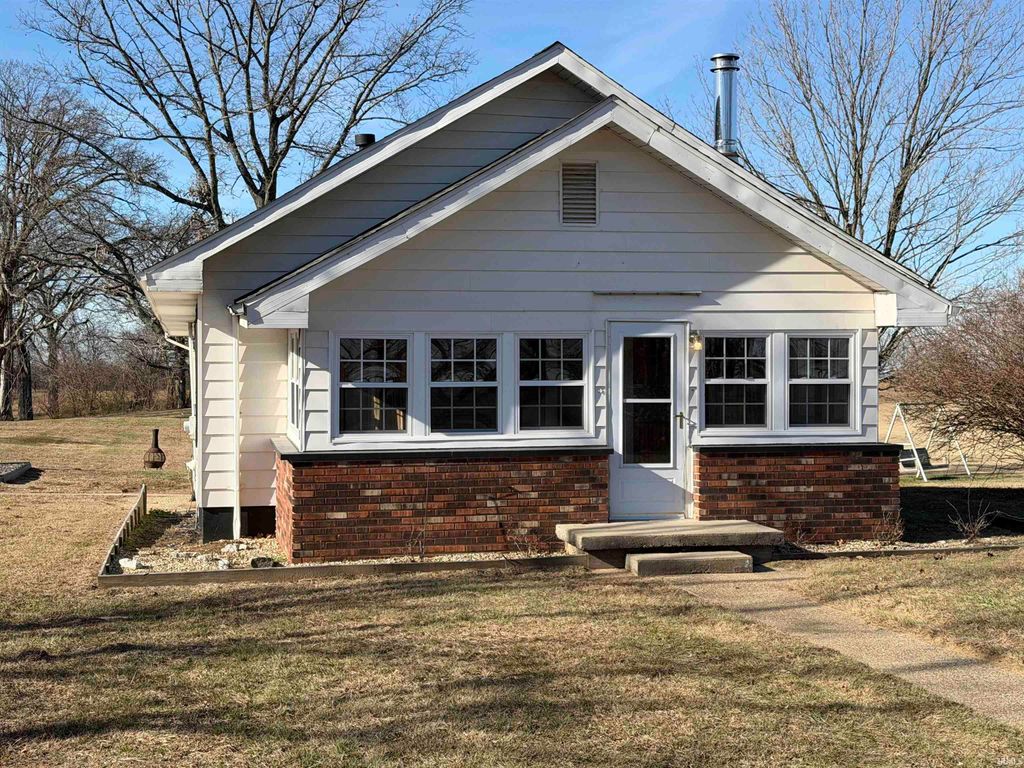 Photo of 8897 S 1075 W Road, Owensville, IN 47665 (MLS # 202549637)