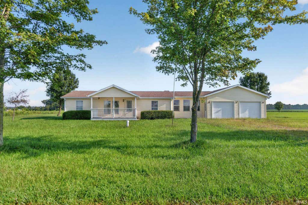 Photo of 2058 W County Road 650, Middletown, IN 47356 (MLS # 202634726)