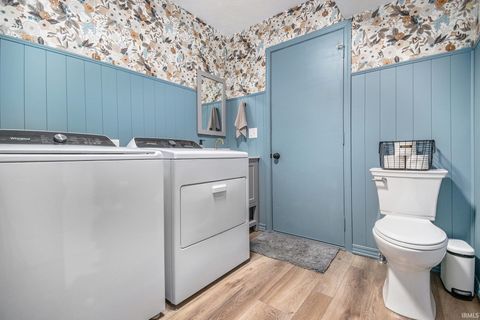 Tiny photo for 502 Roy Street, Winona Lake, IN 46590 (MLS # 202614888)