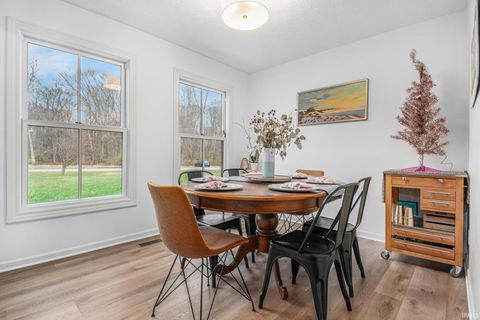 Tiny photo for 502 Roy Street, Winona Lake, IN 46590 (MLS # 202614888)