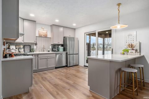 Tiny photo for 502 Roy Street, Winona Lake, IN 46590 (MLS # 202614888)