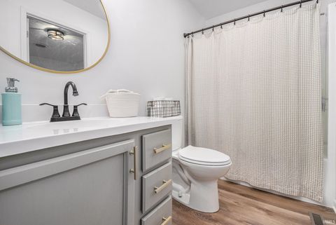 Tiny photo for 502 Roy Street, Winona Lake, IN 46590 (MLS # 202614888)