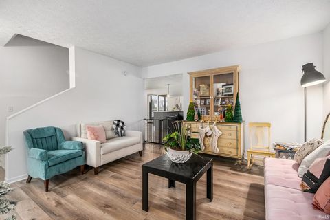 Tiny photo for 502 Roy Street, Winona Lake, IN 46590 (MLS # 202614888)