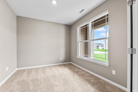 Tiny photo for 5282 Orinoco Run, Fort Wayne, IN 46818 (MLS # 202640092)