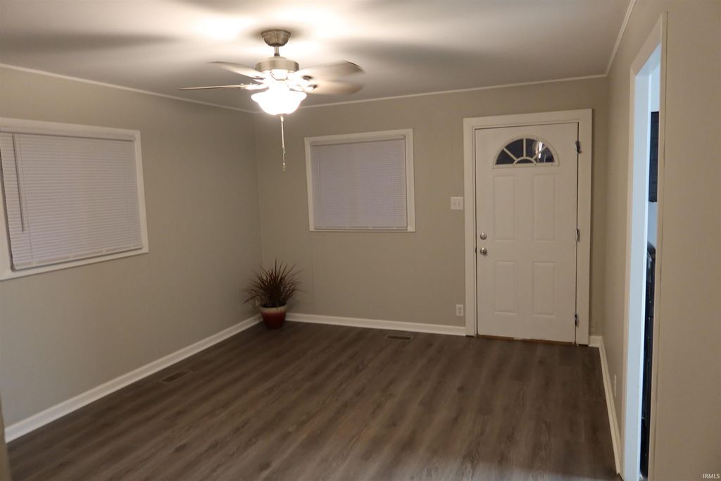 Photo of 4844 South Harrison Street, Fort Wayne, IN 46807 (MLS # 202608026)