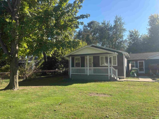 10524 CURTIS ST, OSCEOLA, IN 46561 - Image f7fcc9c5fe9dde3b5a23bfd010f9d6fd/3244793477