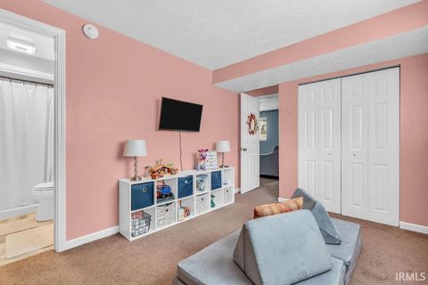 Tiny photo for 318 Thames Avenue, Lafayette, IN 47909 (MLS # 202529358)