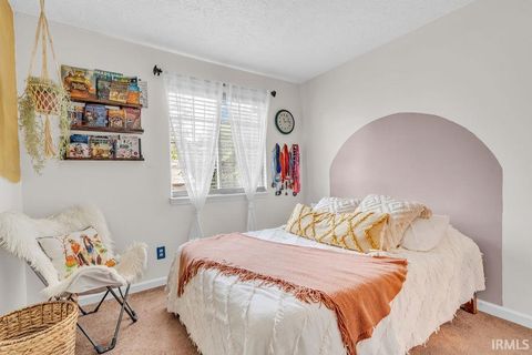 Tiny photo for 318 Thames Avenue, Lafayette, IN 47909 (MLS # 202529358)