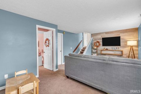 Tiny photo for 318 Thames Avenue, Lafayette, IN 47909 (MLS # 202529358)