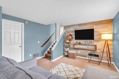 Tiny photo for 318 Thames Avenue, Lafayette, IN 47909 (MLS # 202529358)