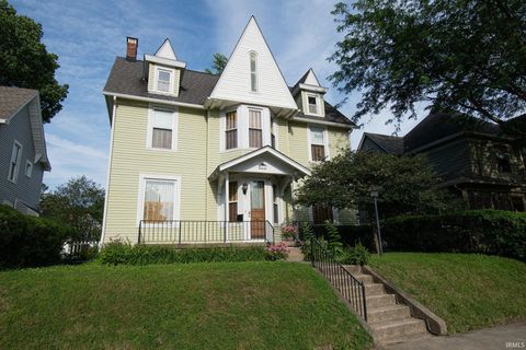 Tiny photo for 811 S 9th Street, Lafayette, IN 47905 (MLS # 202608761)