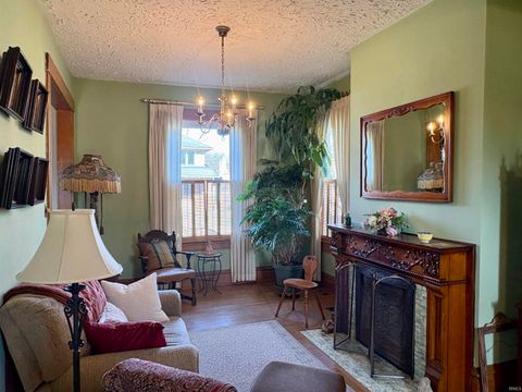 Tiny photo for 811 S 9th Street, Lafayette, IN 47905 (MLS # 202608761)