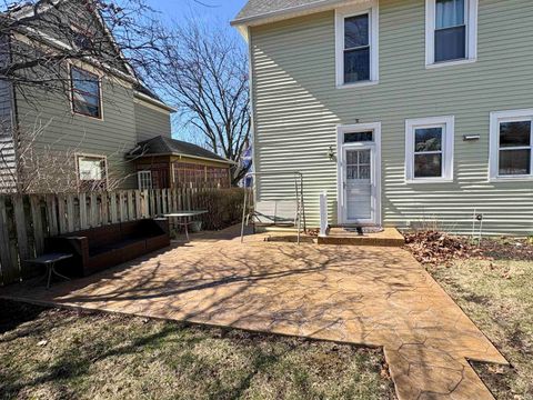 Tiny photo for 811 S 9th Street, Lafayette, IN 47905 (MLS # 202608761)