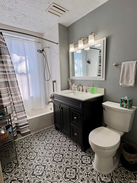 Tiny photo for 811 S 9th Street, Lafayette, IN 47905 (MLS # 202608761)