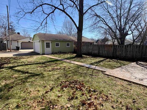 Tiny photo for 811 S 9th Street, Lafayette, IN 47905 (MLS # 202608761)