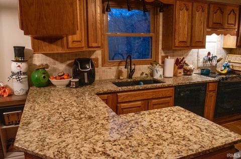 Tiny photo for 705 Venetian Way, Kokomo, IN 46901 (MLS # 202605473)