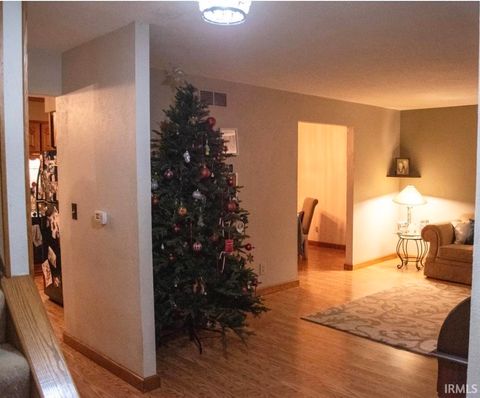 Tiny photo for 705 Venetian Way, Kokomo, IN 46901 (MLS # 202605473)