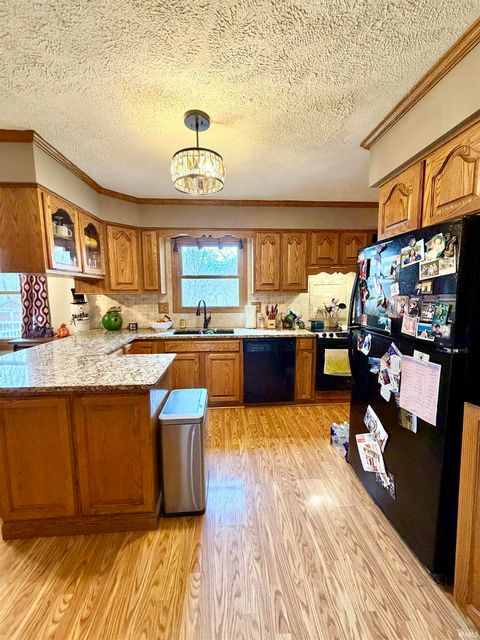 Tiny photo for 705 Venetian Way, Kokomo, IN 46901 (MLS # 202605473)