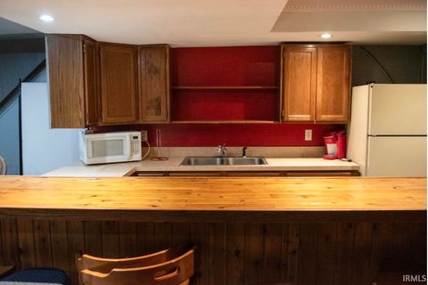 Tiny photo for 705 Venetian Way, Kokomo, IN 46901 (MLS # 202605473)