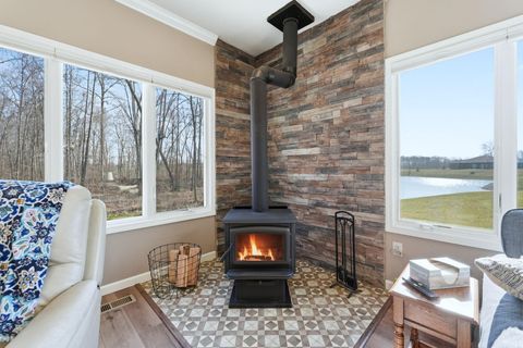 Tiny photo for 908 Midnight Chase Grove, Fort Wayne, IN 46845 (MLS # 202608331)