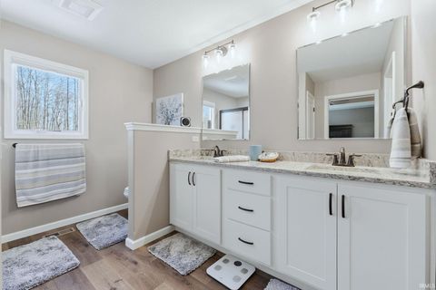 Tiny photo for 908 Midnight Chase Grove, Fort Wayne, IN 46845 (MLS # 202608331)