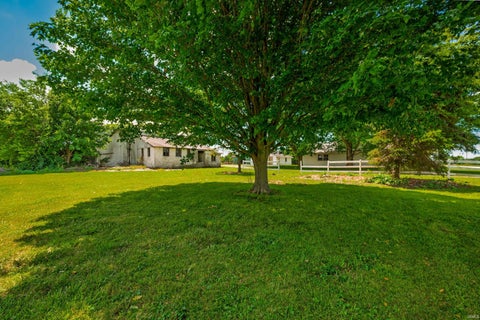 Tiny photo for 3501 W State Road 28, Muncie, IN 47303 (MLS # 202625458)