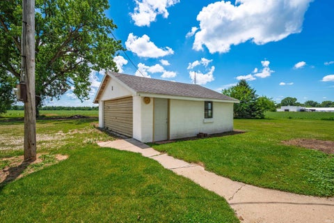 Tiny photo for 3501 W State Road 28, Muncie, IN 47303 (MLS # 202625458)
