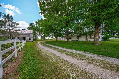 Photo of 3501 W State Road 28, Muncie, IN 47303 (MLS # 202625458)