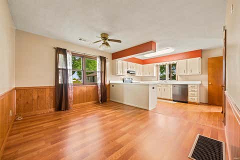 Tiny photo for 3501 W State Road 28, Muncie, IN 47303 (MLS # 202625458)