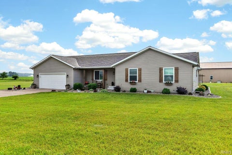 Tiny photo for 50042 County Rd 35, Bristol, IN 46507 (MLS # 202625519)