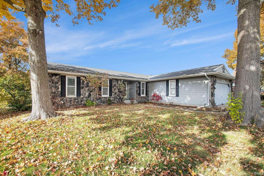 Photo of 52145 Brookview Court, South Bend, IN 46637 (MLS # 202544425)