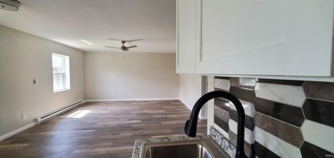 Tiny photo for 60 E 9th Street, Peru, IN 46970 (MLS # 202623537)