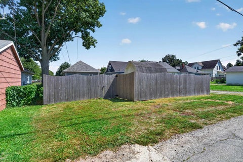Tiny photo for 1513 S WASHINGTON Street, Kokomo, IN 46902 (MLS # 202636680)