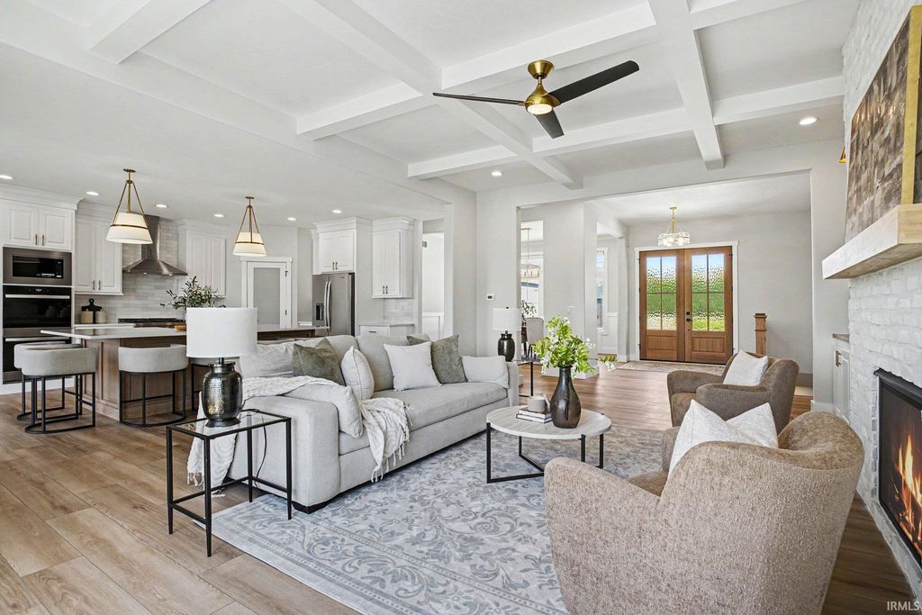 Photo of 11098 Calle Jules Court, Osceola, IN 46561 (MLS # 202620341)