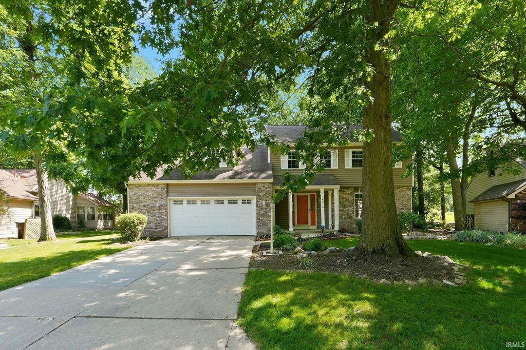 Photo of 6510 Oak Forest Trail, Fort Wayne, IN 46835 (MLS # 202621546)