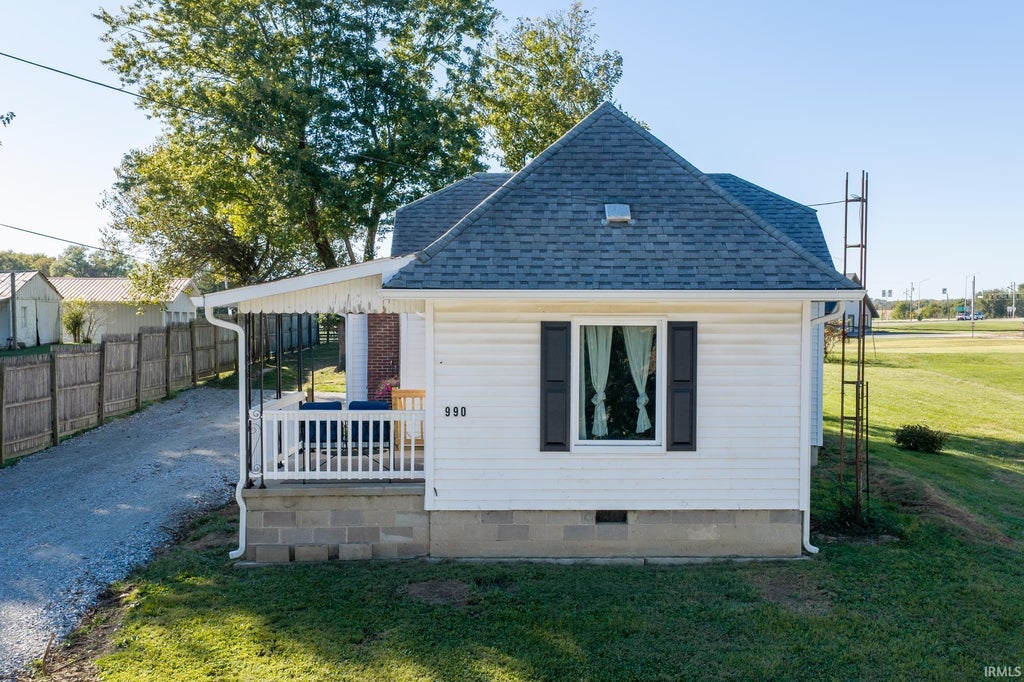 Photo of 990 Stevens Street, Mitchell, IN 47446 (MLS # 202643938)