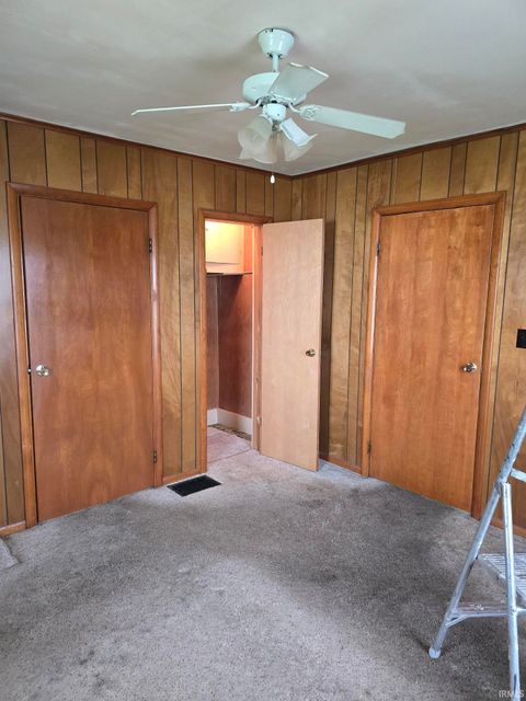 Tiny photo for 714 E Hoffer Street, Kokomo, IN 46902 (MLS # 202619106)