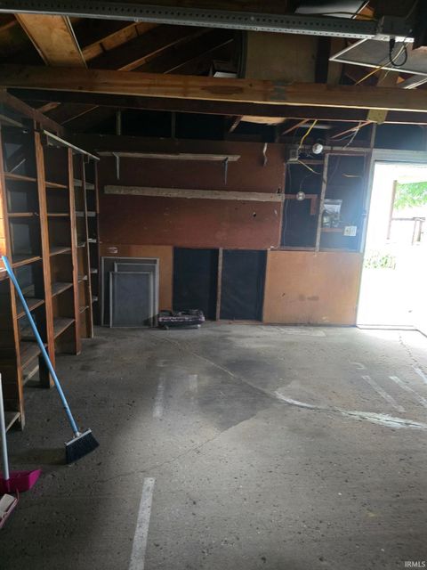 Tiny photo for 714 E Hoffer Street, Kokomo, IN 46902 (MLS # 202619106)