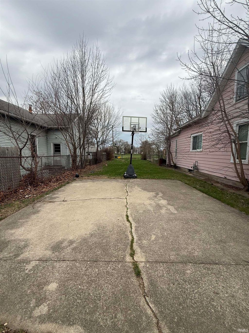 Photo of 923 Madison Street, Fort Wayne, IN 46803 (MLS # 202610886)