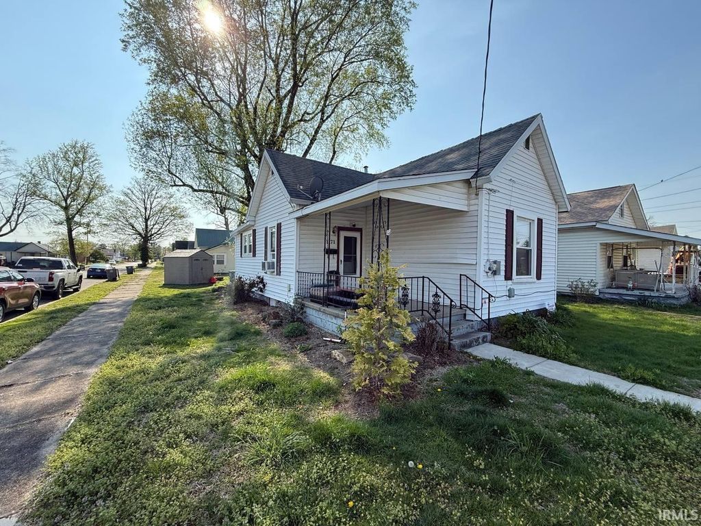 Photo of 1171 Dewolf Street, Vincennes, IN 47591 (MLS # 202614247)