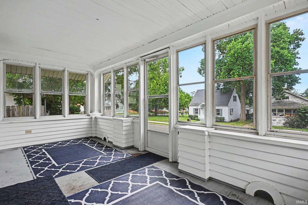 Photo of 310 E Fairview Avenue, South Bend, IN 46614 (MLS # 202633837)