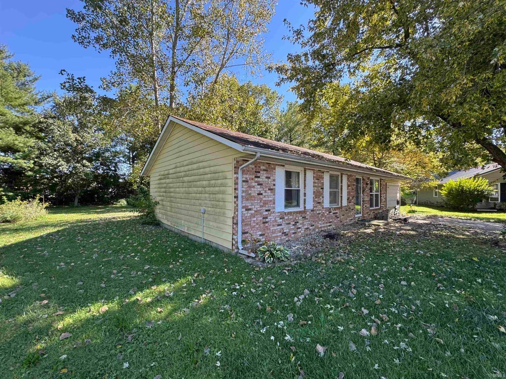 Photo of 624 Holly Court, Walton, IN 46994 (MLS # 202641547)